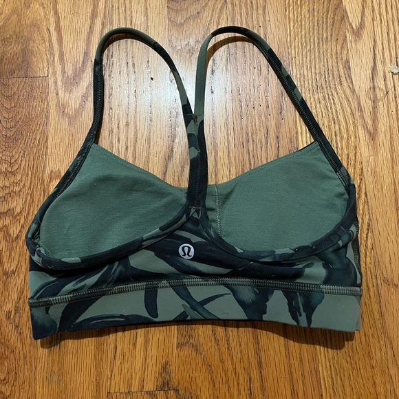 Lululemon Flow Y bra - Picture 3 of 3